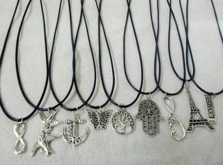 Fashion Accessories Definition, Types & Examples 2024 Eucarl Wears