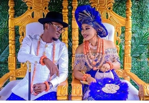 Wedding outfits for Itsekiri couples