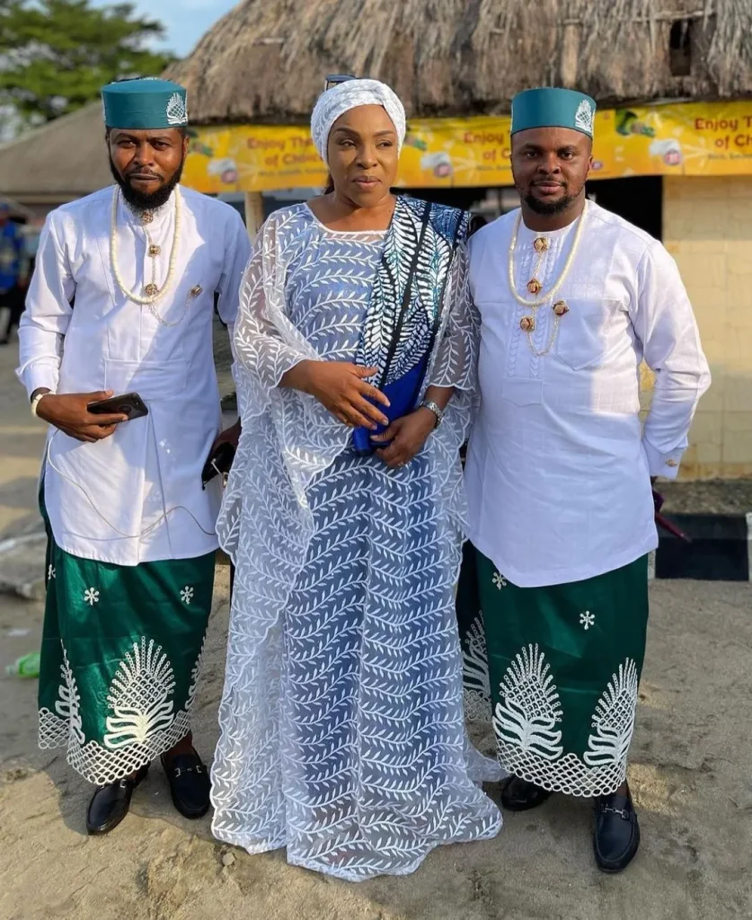 Ibibio mother of the groom outfits