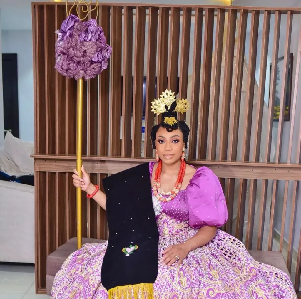 Efik Onyonyo Dress With Traditional Wig and Combs