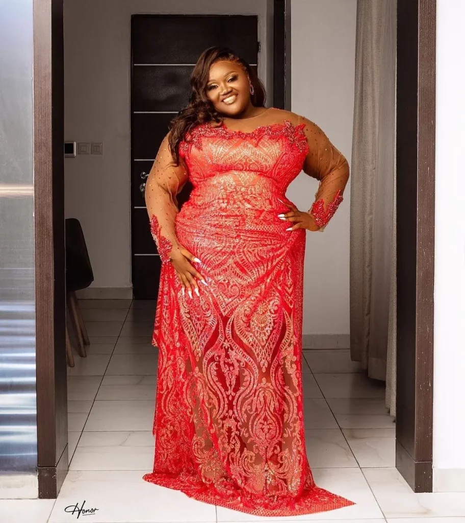 
Ankara Design For Curvy Ladies/Plus size Ladies