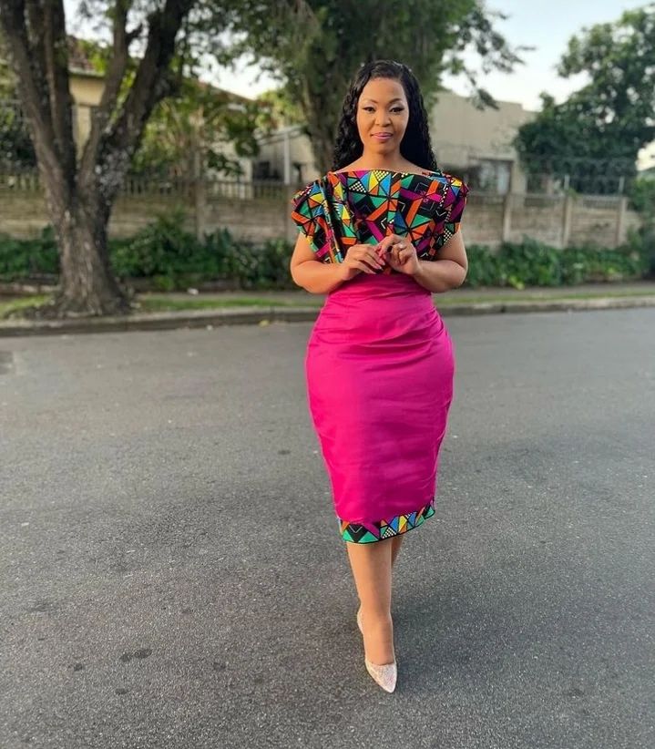 Latest Ankara Plain and Pattern Styles for Ladies - Kaybee Fashion Styles
