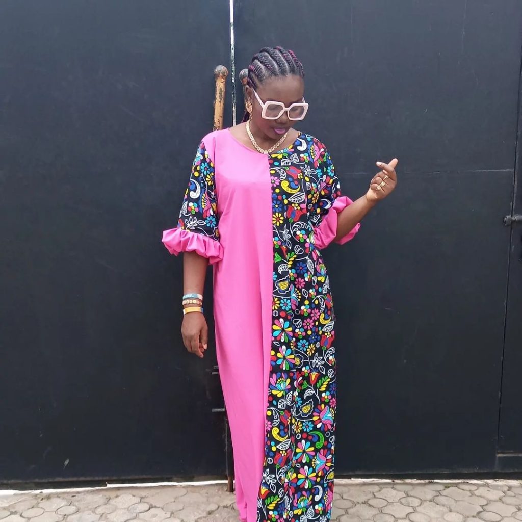 
Latest Ankara Plain & Pattern Styles For Women | Stunning African