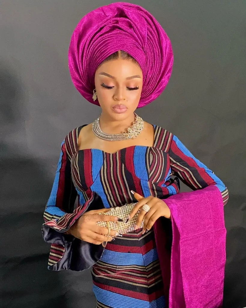 Elegant Ways to Makeup and Style Your Gele For Wedding 