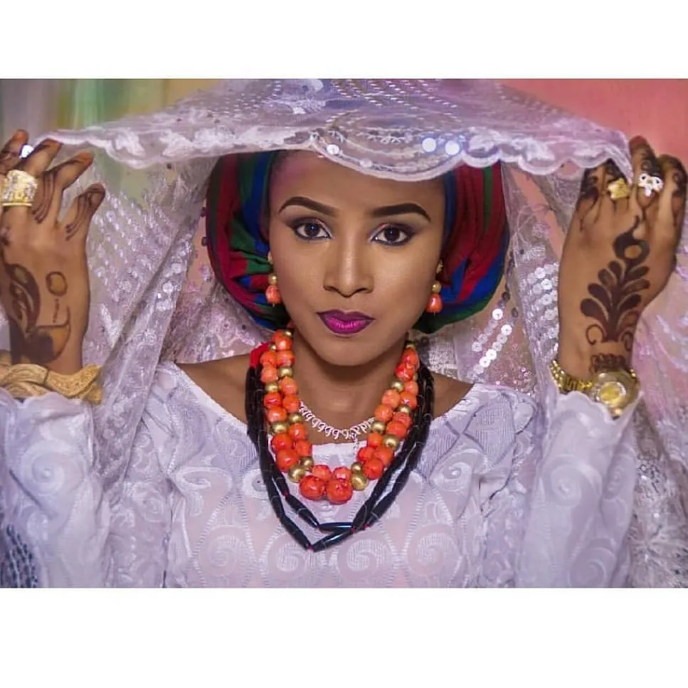 Ede Zangun Zogun Nupe Nigerian Arewa Dressing