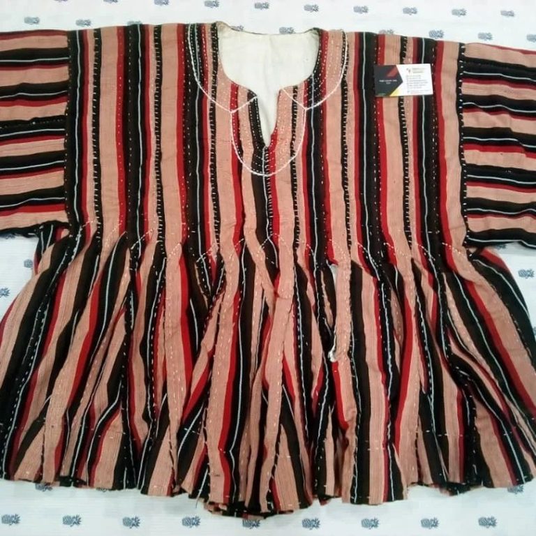 Stunning Batakari Smock Styles 2024 Eucarl Wears