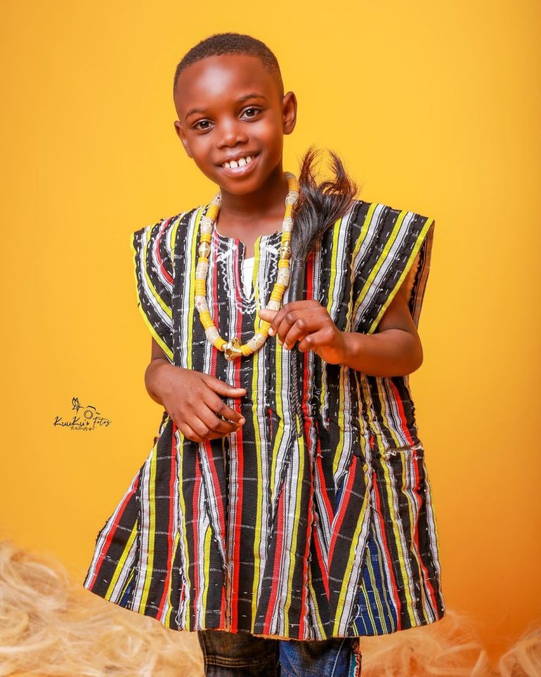 Stunning Batakari Smock Styles 2024 Eucarl Wears