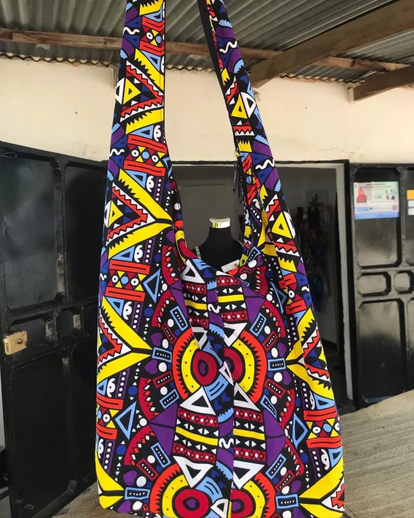Elegant ankara bags For Stylish And Trendy Looks