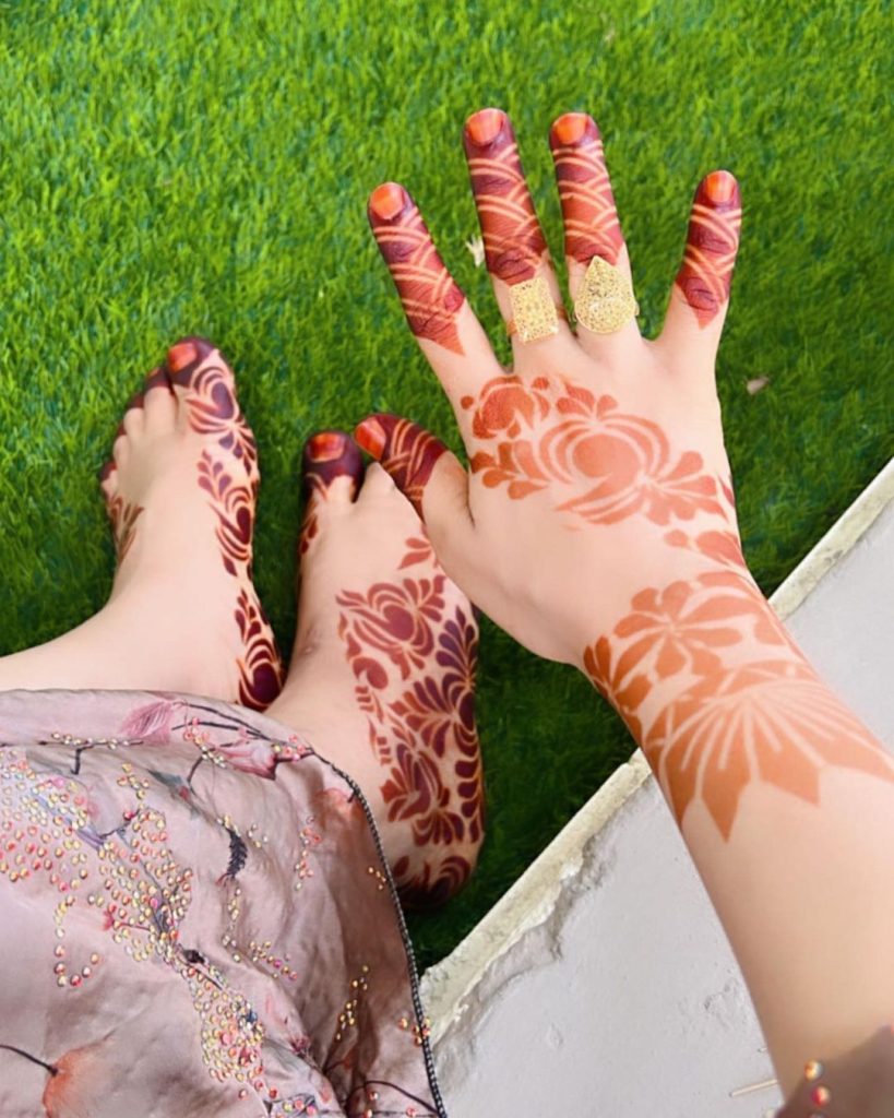 Beautiful Arabic Eid henna design