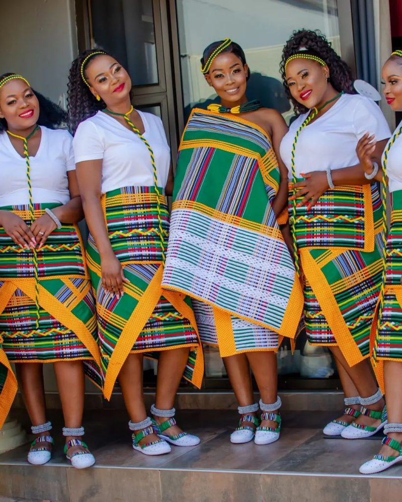 item of clothing traditionally worn by all Venda females