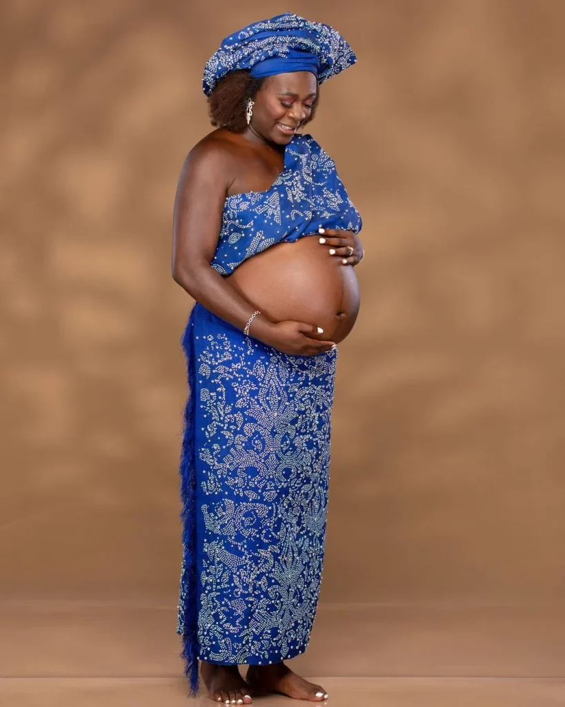 Lace Iro and Buba styles for pregnant woman