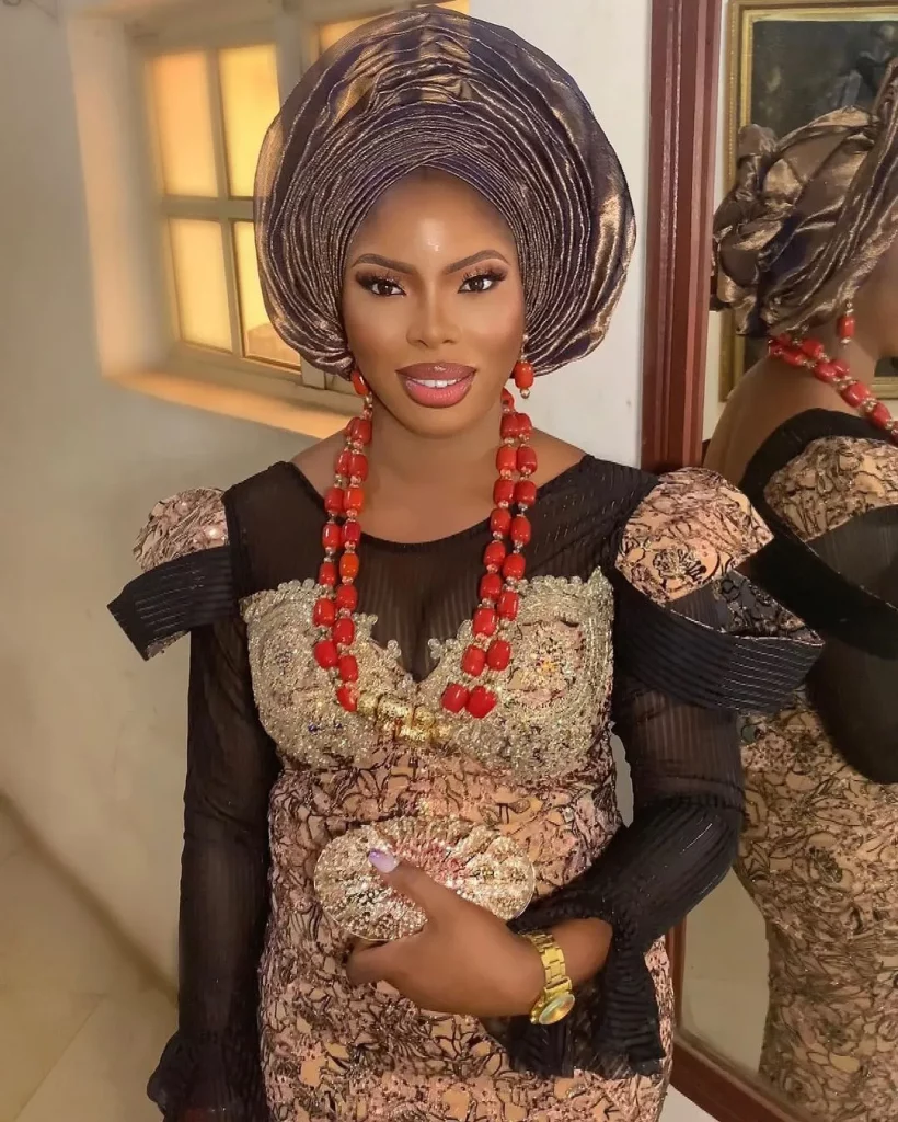 Aso ebi styles with lace fabric