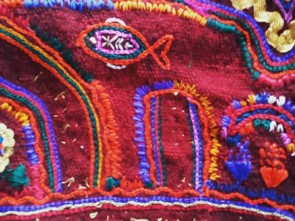 Vintage Tunisian Bakhnoug Textile