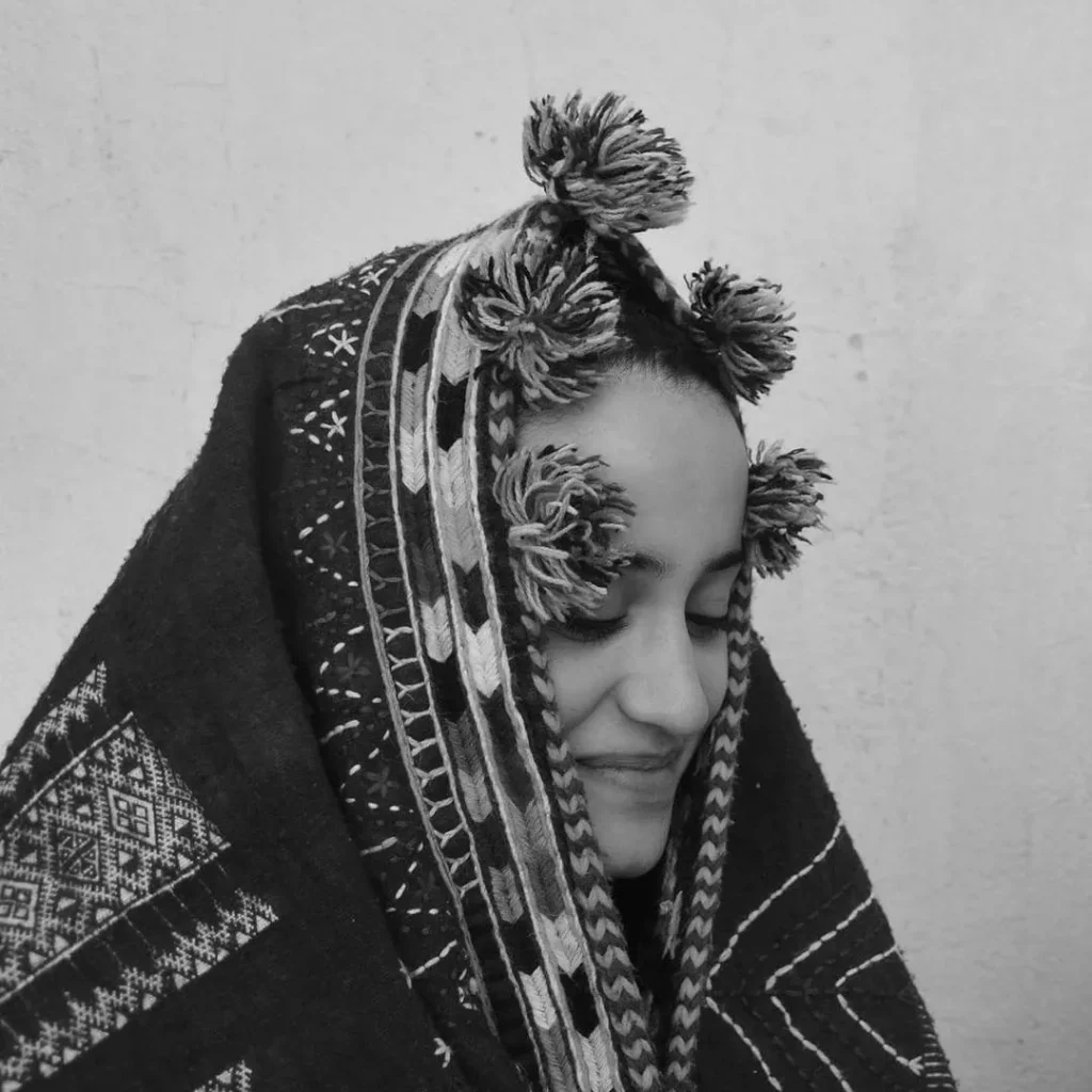 
Women's ceremonial shawl 