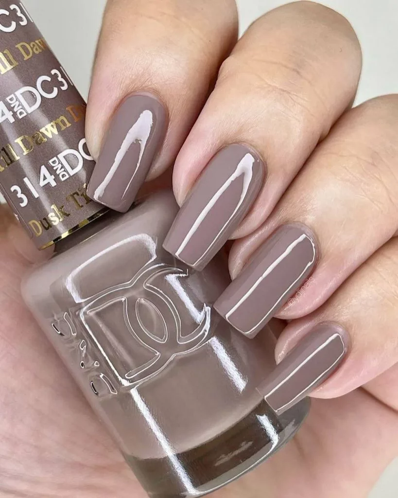 ombre taupe nail designs