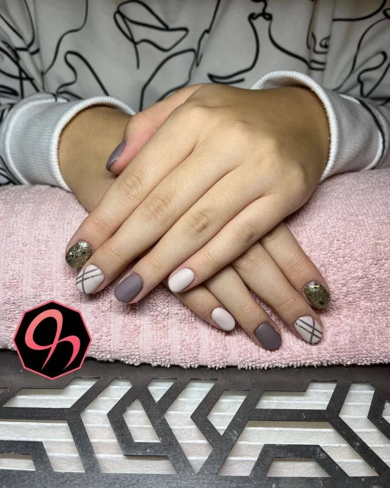 Taupe Nail Designs For A Neutral Personality in 2024