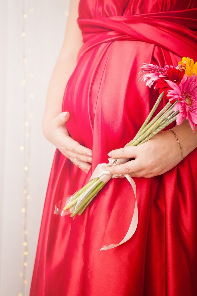 maternity gowns for wedding