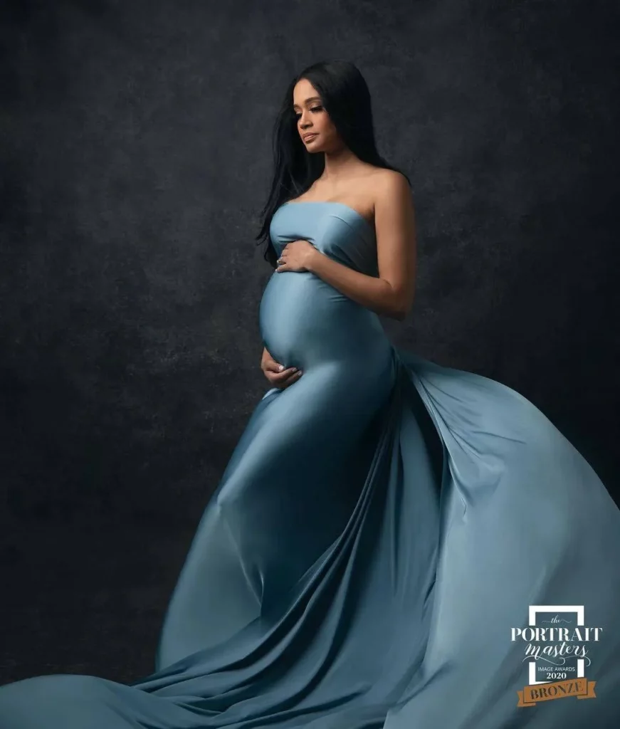 Outfits ideas for pregnancy photoshoot